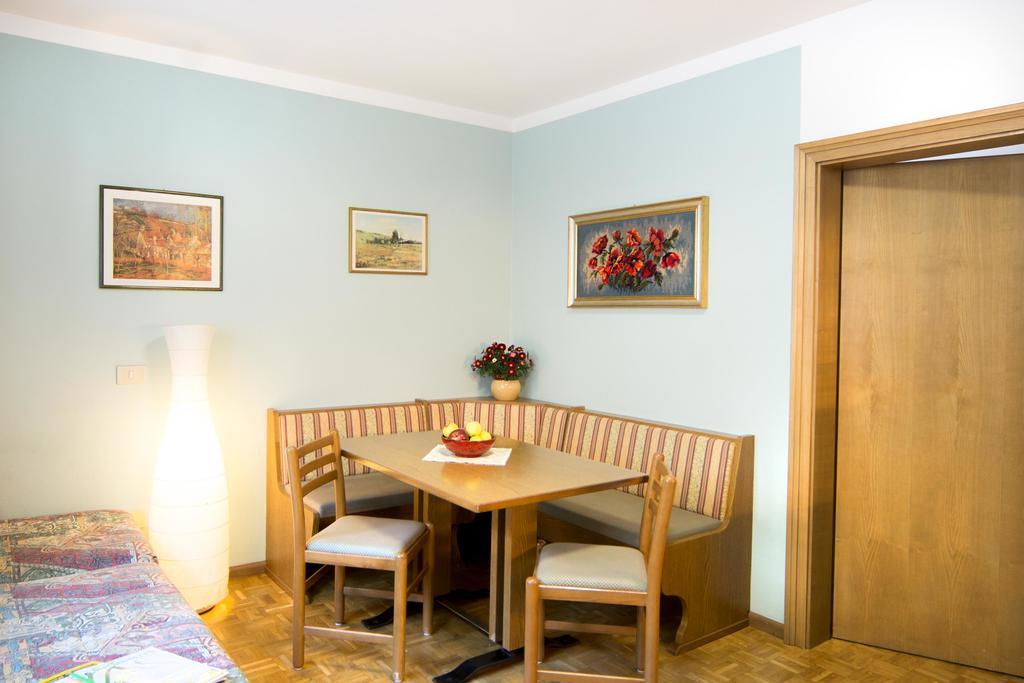 Appartment Plottenbaeck กัมโปตูเรส ภายนอก รูปภาพ